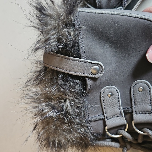 Sorel Joan Of Arctic Waterproof Boots - Picture 2 of 15